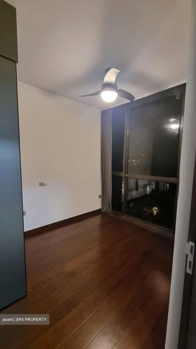 The Commodore (D27), Condominium #601814661